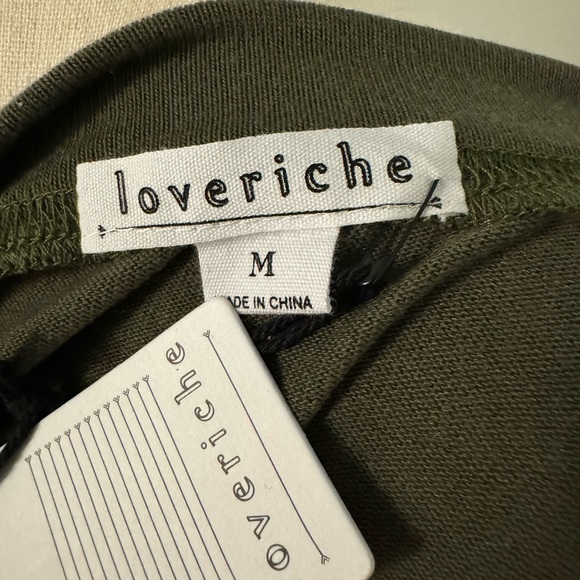 Love Riche | Long Sleeved Olive Green with Jewel Flower Appliqué Top | Medium - Picture 6 of 9